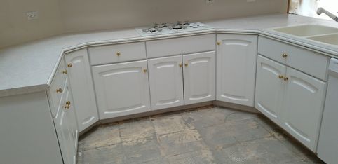 Before & After Kitchen Cabinet Painting in Naperville, IL (5)